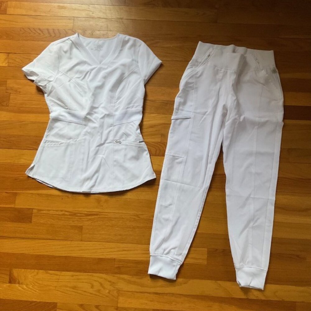 cherokee Infinity Scrub set